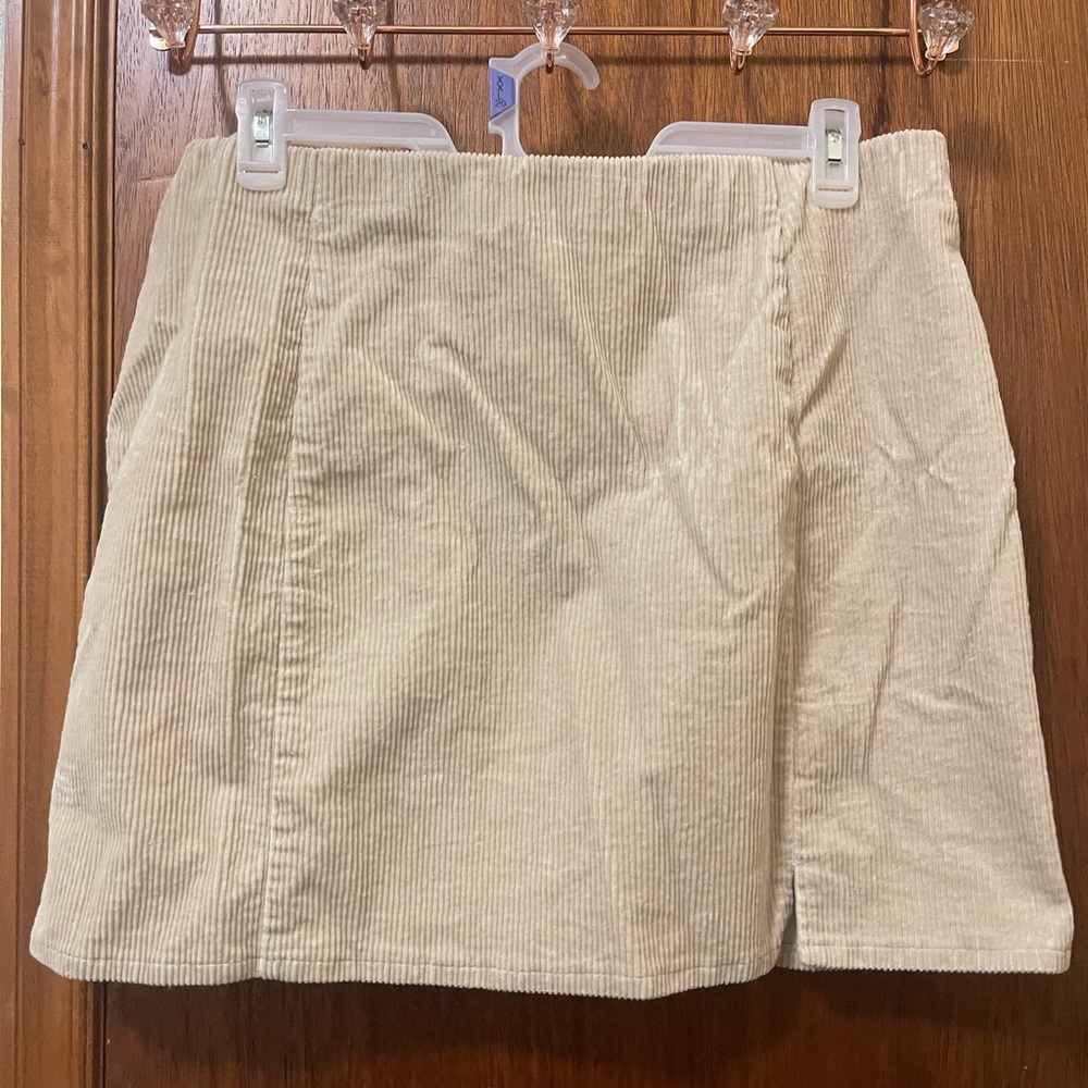 Crème corduroy skirt size 3x from Forever 21 NWOT